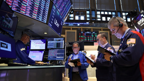 Wall Street: Ήπια άνοδος, πλησιάζοντας το τέλος του μήνα