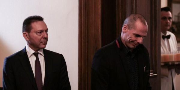 Ο Στουρνάρας «κάρφωσε» τον Βαρουφάκη