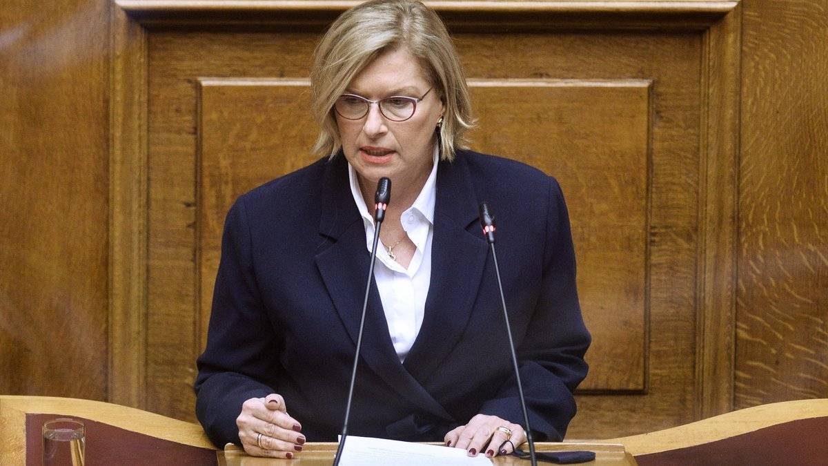 Γκάγκα: Εξετάζεται η άρση ασυμβίβαστου για τους γιατρούς του ΕΣΥ
