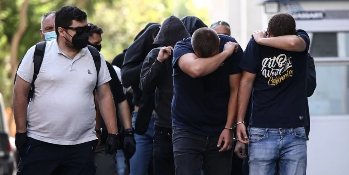 Νέα Φιλαδέλφεια: Προφυλακίστηκαν και οι νέοι 40 συλληφθέντες που απολογήθηκαν
