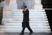 Παρατείνεται η αγωνία - Δεν θα γίνει η τηλεδιάσκεψη