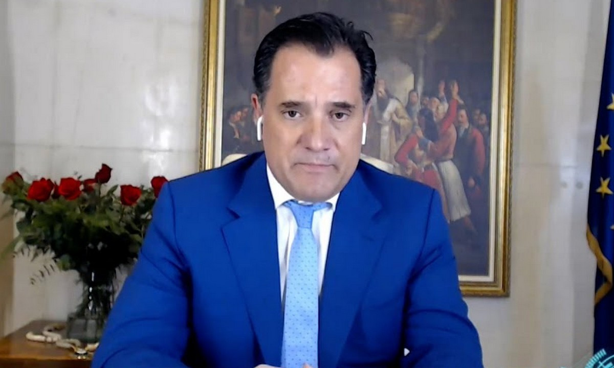 Γεωργιάδης: Καμία ρήτρα αναπροσαρμογής για τα σταθερά τιμολόγια