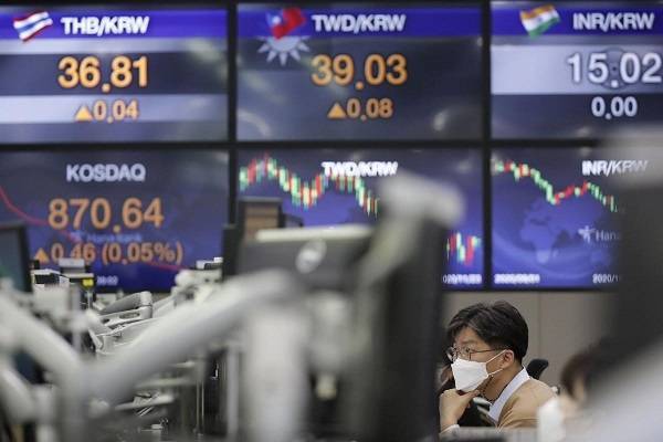 Σε νέα ιστορικά υψηλά οι ασιατικοί δείκτες