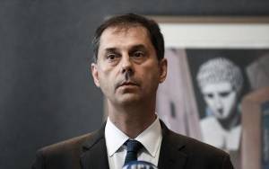 Θεοχάρης: Επιβεβλημένο και λελογισμένο ρίσκο το άνοιγμα του τουρισμού