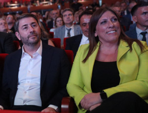 Στο ΠΑΣΟΚ απλώς περιμένουν το… «ξεφούσκωμα» της Πλεύσης Ελευθερίας
