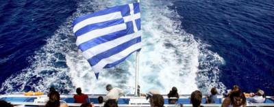 Financial Times: Γερμανία, Γαλλία και Ελβετία στηρίζουν τον ελληνικό τουρισμό