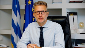Σκέρτσος-Τσίπρας: Εξακολουθεί να πιστεύει ότι μπορεί να κοροϊδέψει τους νέους