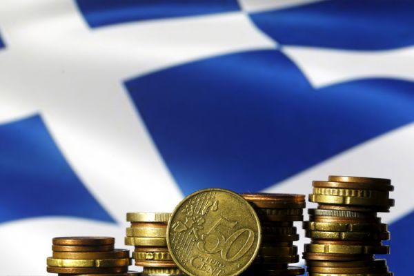 To Reuters προειδοποιεί: Στην εντατική η ελληνική οικονομία λόγω εκλογών