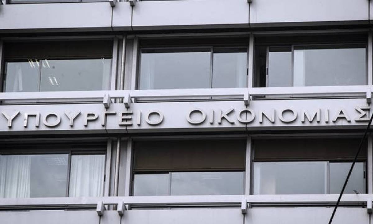 Αιχμές από το υπουργείο Οικονομίας κατά του ΣΕΒ
