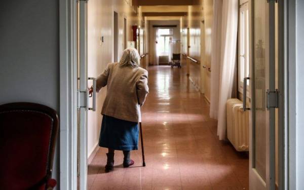 Περιφέρεια Αττικής: Κανένας θάνατος σε γηροκομεία και Μονάδες Φροντίδας Ηλικιωμένων
