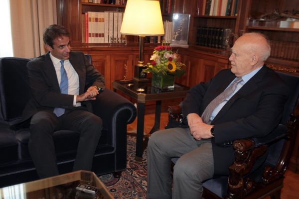 Κ. Μητσοτάκης: "Η ανασυγκρότηση του κράτους δεν είναι αίτημα της τρόικας αλλά των πολιτών"