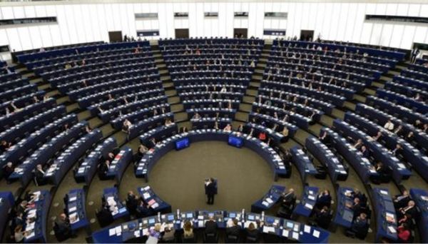 FAZ:Άμεση αποχώρηση της Βρετανίας από την ΕΕ ζητά το Ευρωκοινοβούλιο