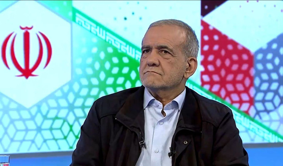 Πεζεσκιάν: Οι ΗΠΑ, το Ισραήλ και η Ευρώπη διεξάγουν ολοκληρωτικό πόλεμο κατά του Ιράν