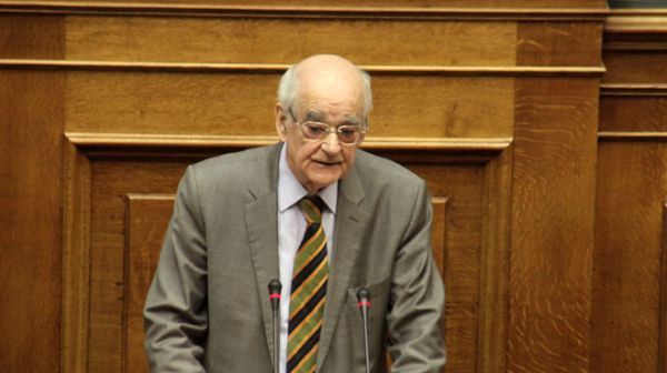 Απόστολος Κακλαμάνης για Βούτση: Ποιοι καθοδηγούσαν αυτούς που ήθελαν να κάψουν τη Βουλή;