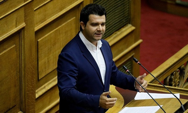 Κάτσης: «Θείο βρέφος» του καθεστώτος η Ρεβέκκα Πιτσίκα