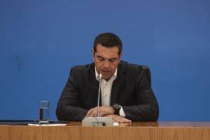 Οι αμήχανες υπόνοιες του Τσίπρα για την Χαλκιδική