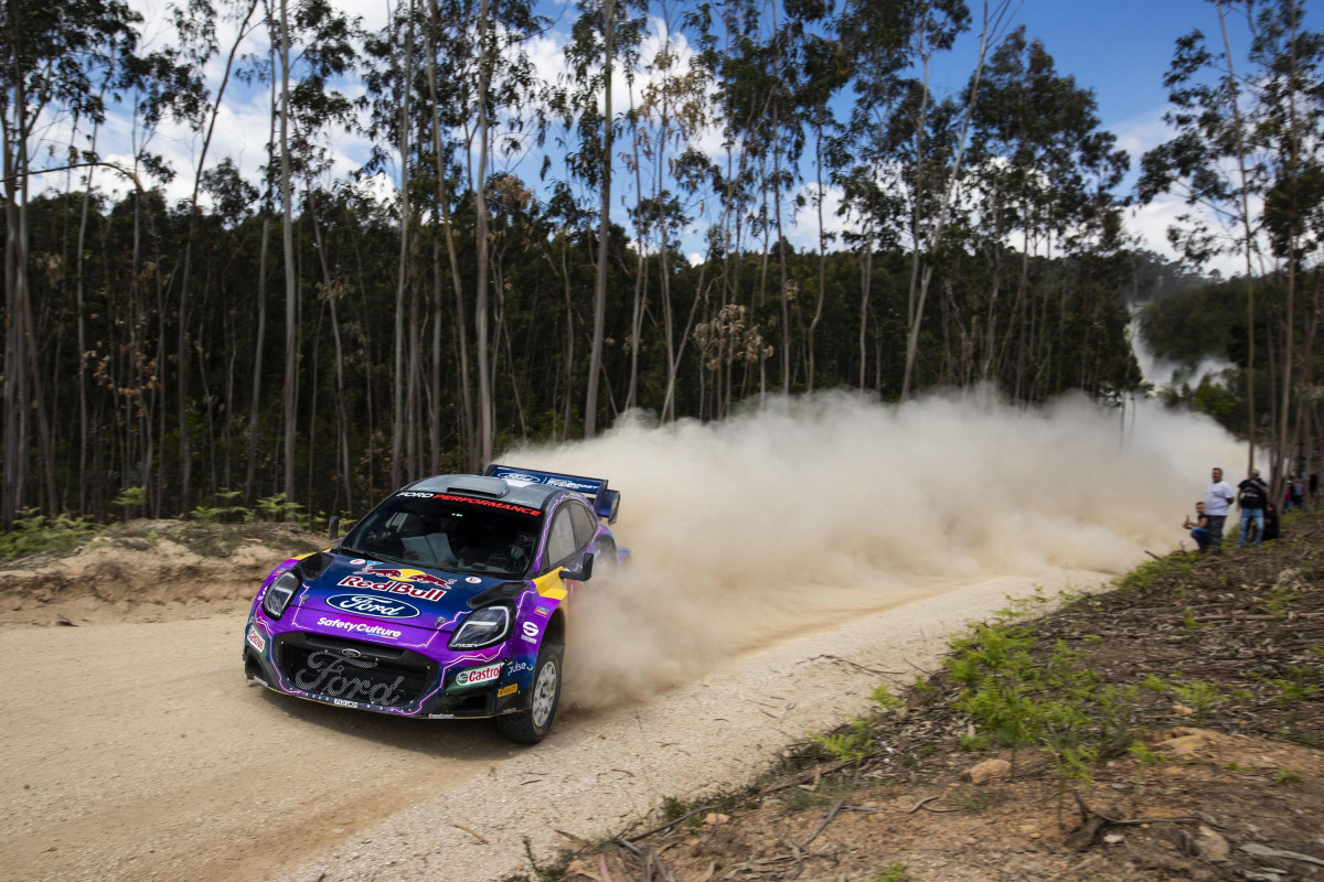 ΡΑΛΛΥ ΑΚΡΟΠΟΛΙΣ: Επέλαση από την M-Sport Ford World Rally Team με πέντε Ford Puma Hybrid Rally1