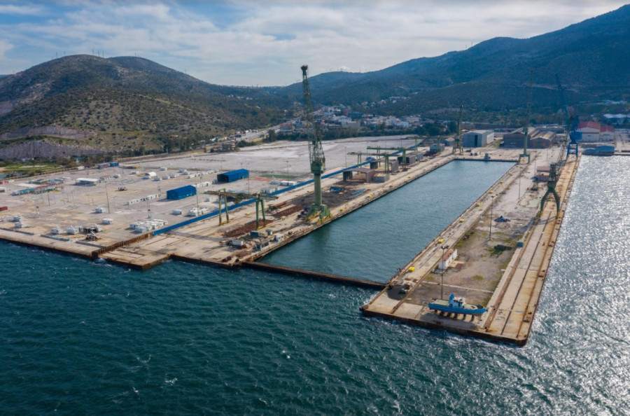 Ναυπηγεία Σκαραμαγκά: Μεταβίβαση ακινήτου της ΕΤΑΔ στον Γ. Προκοπίου