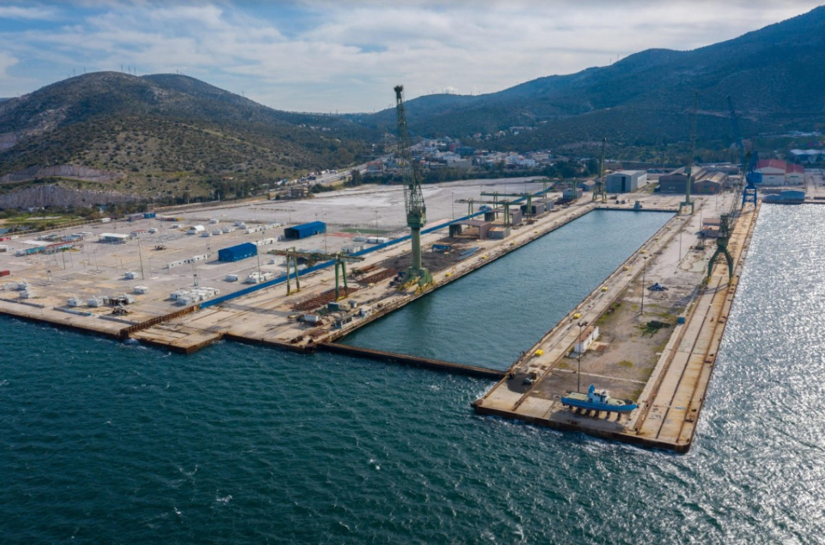 Ναυπηγεία Σκαραμαγκά: Μεταβίβαση ακινήτου της ΕΤΑΔ στον Γ. Προκοπίου