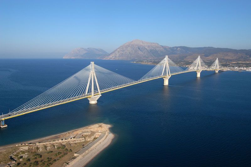 Έκλεισε η γέφυρα Ρίου - Αντιρρίου, λόγω του παγετού