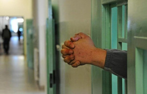Τρεις αυτοκτονίες με διαφορά μιας μέρας στις ιταλικές φυλακές
