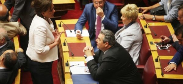 Κόντρα Καμμένου- Ντόρας για τα F16