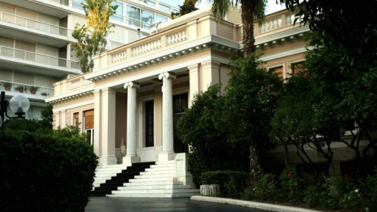 Κυβέρνηση: Ανυπόστατα τα δημοσιεύματα για κλειστές δομές φιλοξενίας