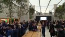 Πανικός για ένα iPhoneX - Απίστευτες ουρές στα Apple Stores
