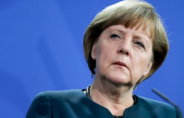 Reuters:Η Μέρκελ θα στήριζε τρίτο πακέτο διάσωσης για την Ελλάδα