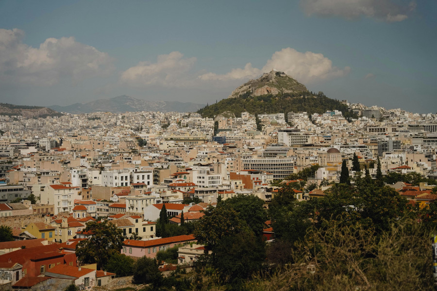 Δήμος Αθηναίων: Κλείνει ο Λυκαβηττός λόγω πολύ υψηλού κινδύνου πυρκαγιάς
