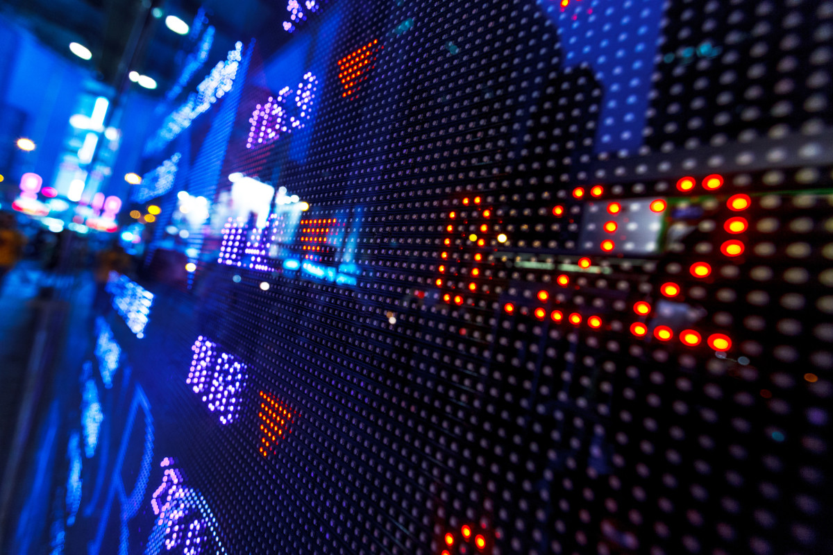 Κορυφαίοι fund managers προβλέπουν «άλμα» στις μετοχές το 2023