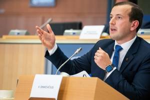 Κομισιόν: «Ψάχνει» την σχέση μόλυνσης της ατμόσφαιρας και Covid-19