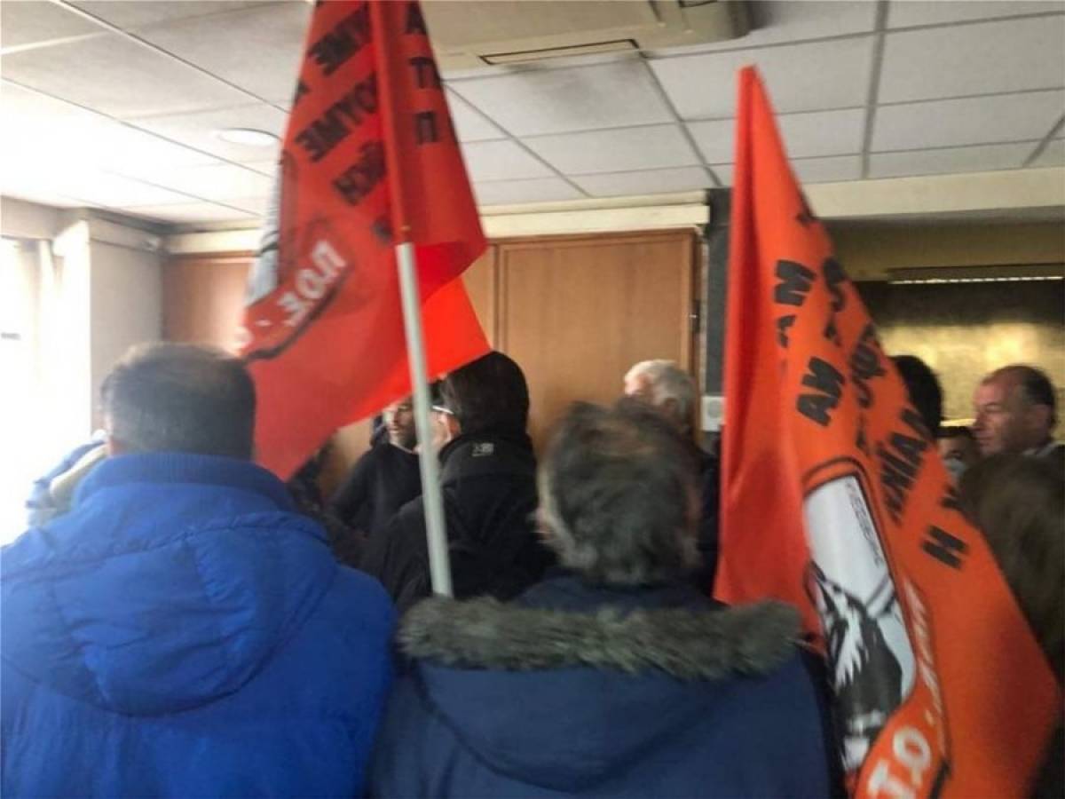 Στο υπουργείο Εργασίας «μπούκαρε» η ΠΟΕ-ΟΤΑ