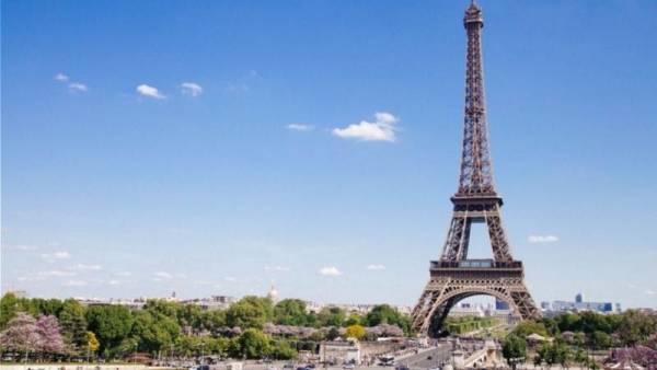Γαλλία: Πρόβλεψη για ύφεση 9% το 2020