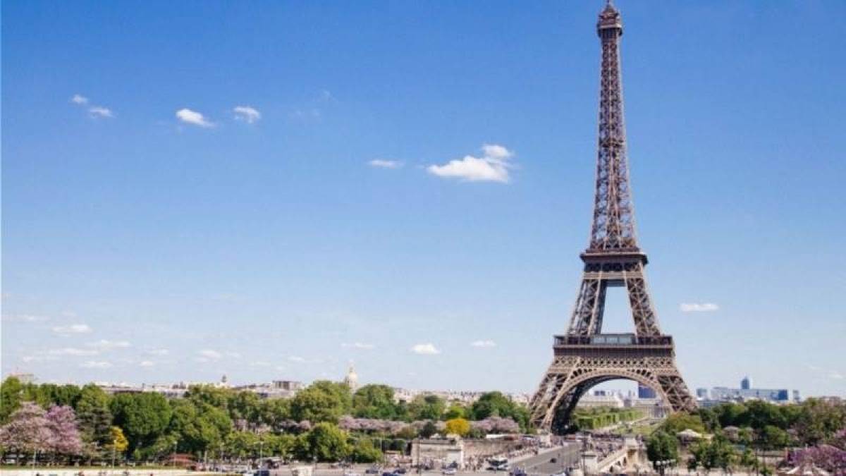 Γαλλία: Πρόβλεψη για ύφεση 9% το 2020