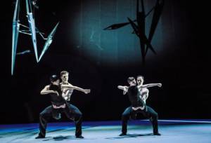 Nederlands Dans Theater: Ένα από τα «επτά θαύματα» της χορευτικής τέχνης επιστρέφει στο Μέγαρο
