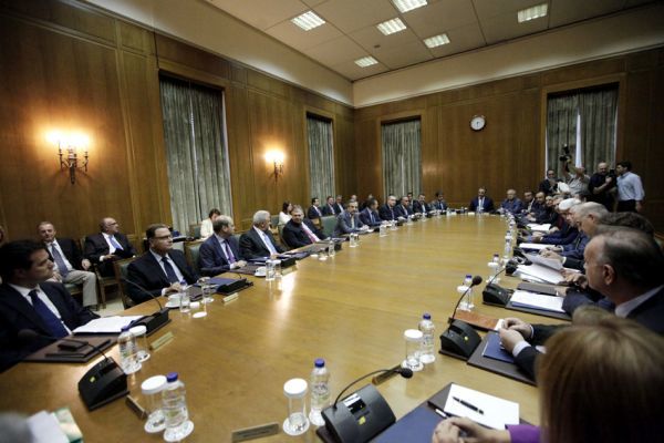 «Καμία χαλάρωση» το μήνυμα Σαμαρά στους υπουργούς