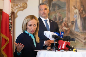 DW: Κοινή γραμμή Αυστρίας- Ιταλίας στο προσφυγικό