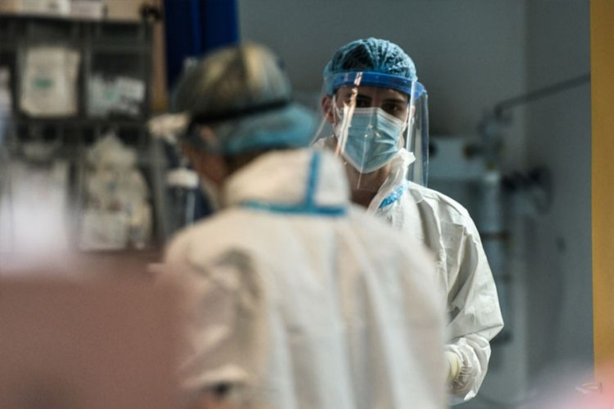 Κορονοϊός-Ελλάδα: 64 θάνατοι και 7.365 νέα κρούσματα-291 διασωληνωμένοι, 130 επαναλοιμώξεις