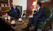 G. Osborne: Κίνδυνος για τη παγκόσμια οικονομία η κόντρα Ελλάδας-ευρωζώνης