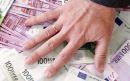 Στα 1.500 ευρώ αυξάνεται το ακατάσχετο για μισθούς και συντάξεις οφειλετών Δημοσίου