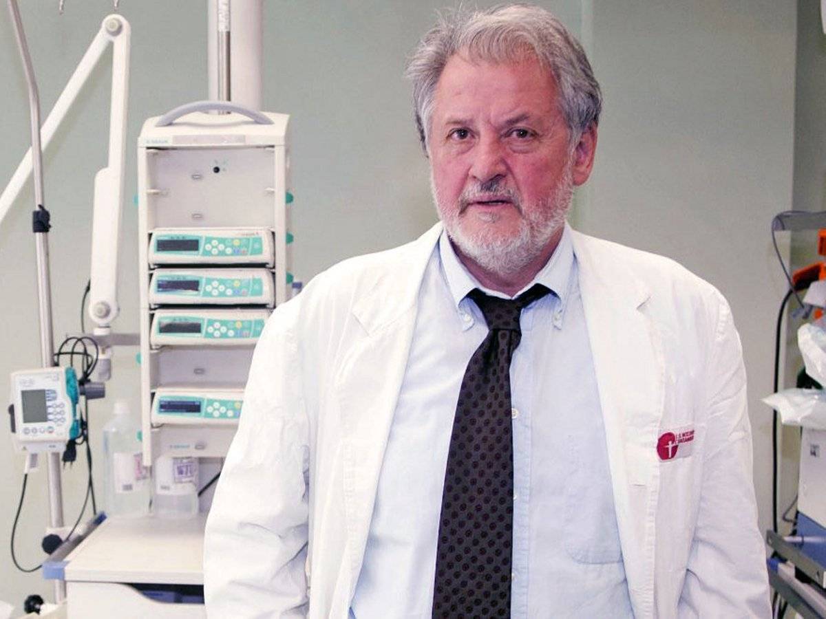 Καπραβέλος: Πεθαίνουν διασωληνωμένοι εκτός ΜΕΘ