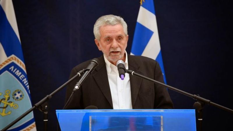 Δρίτσας: 4.000 πρόσφυγες και μετανάστες στο λιμάνι του Πειραιά
