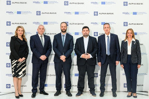 Alpha Bank: Χρηματοδοτεί το επενδυτικό σχέδιο της «Santorini Day Tours»