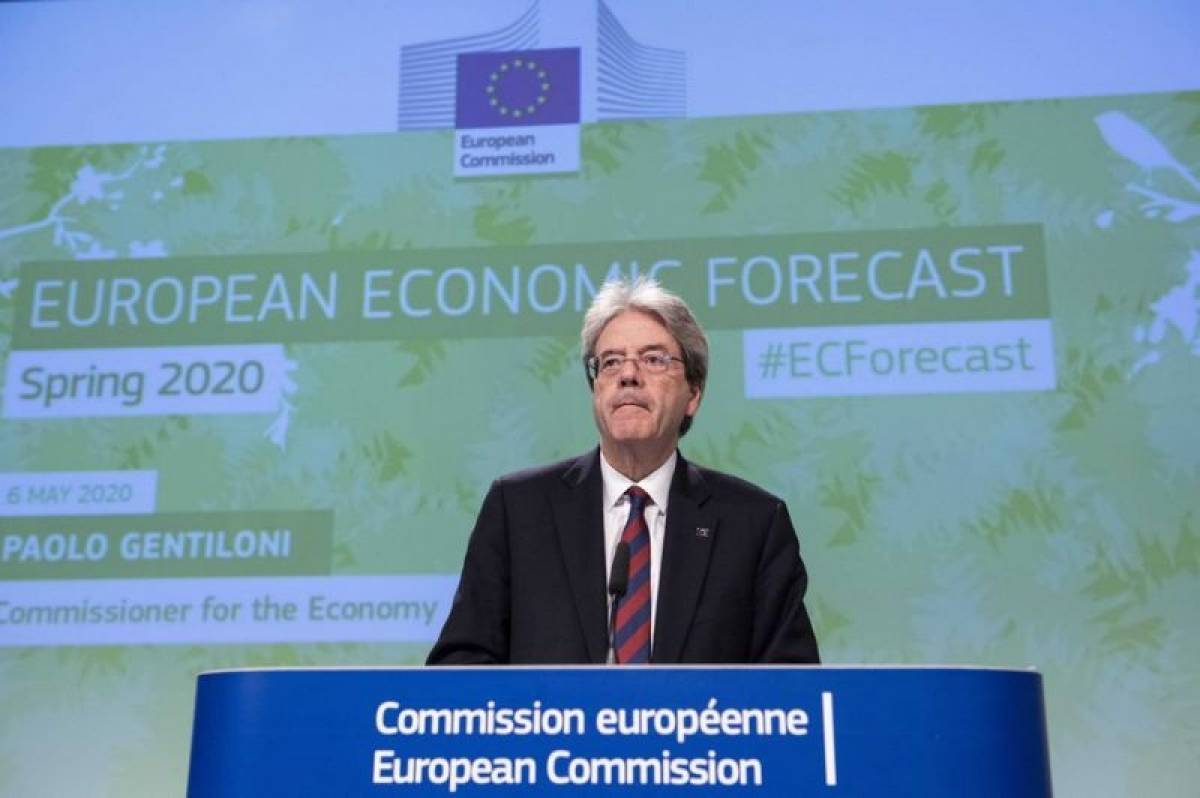 Τζεντιλόνι: Η χρήση του ESM θα γίνεται χωρίς «δρακόντειους» όρους