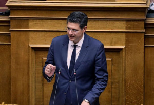 Καλαματιανός: Παραιτείται από βουλευτής και συμπαρατάσσεται με τον Τσίπρα και την ΕΛΑΣ