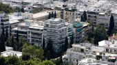 Αναβολή στην ανακοίνωση των νέων αντικειμενικών θέλει η κυβέρνηση