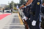 ΥΕΘΑ: Κανένα πάγωμα στο μισθολόγιο των Ενόπλων Δυνάμεων