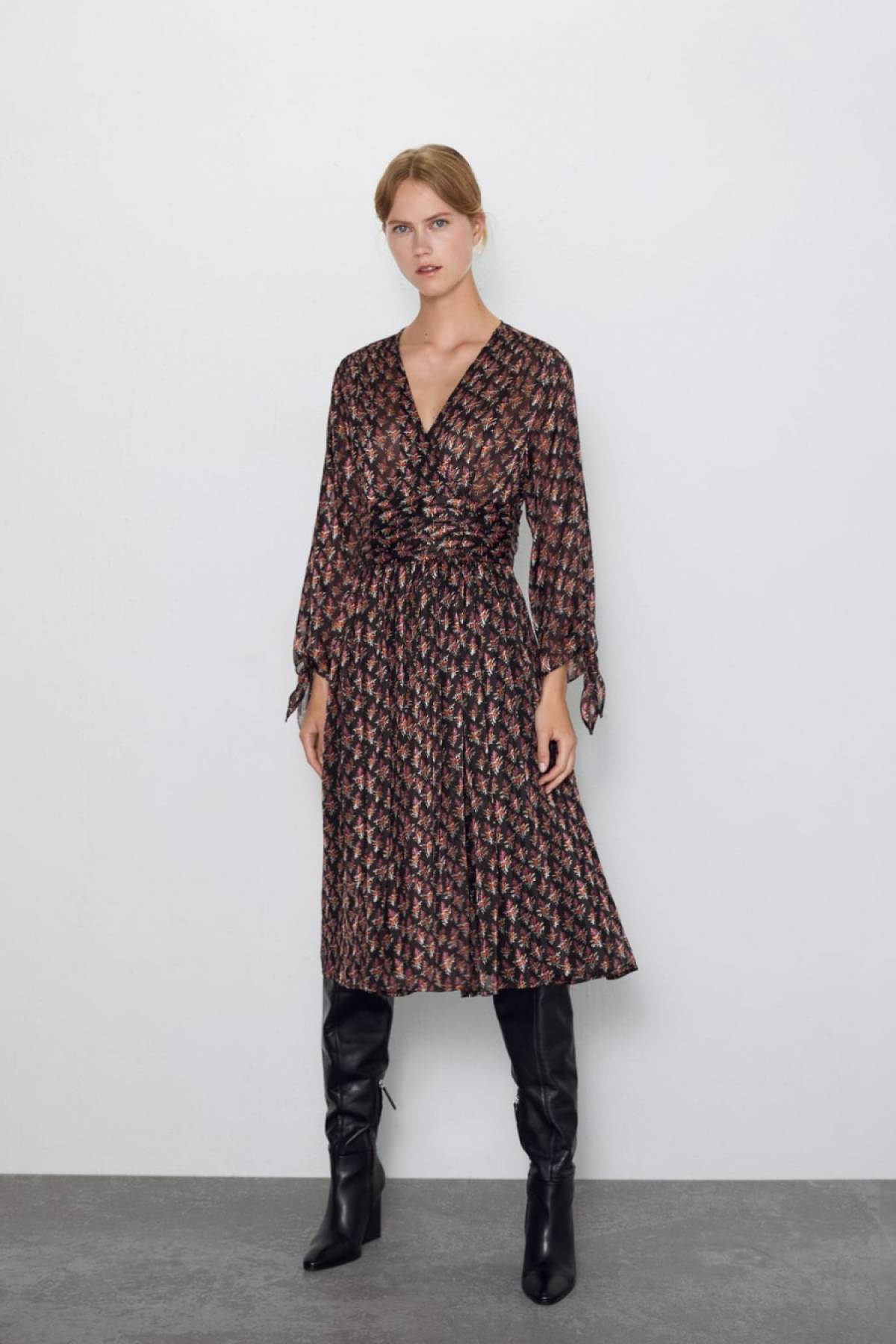 10 σύνολα απο το Zara που πρέπει να επενδύσετε στις εκπτώσεις