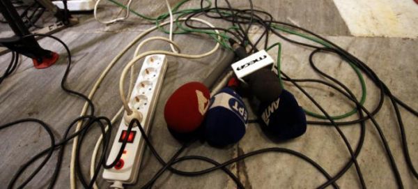 ΠΟΕΣΥ: Δέσμευση Τσίπρα-Δεν υπάρχει θέμα αγγελιόσημου